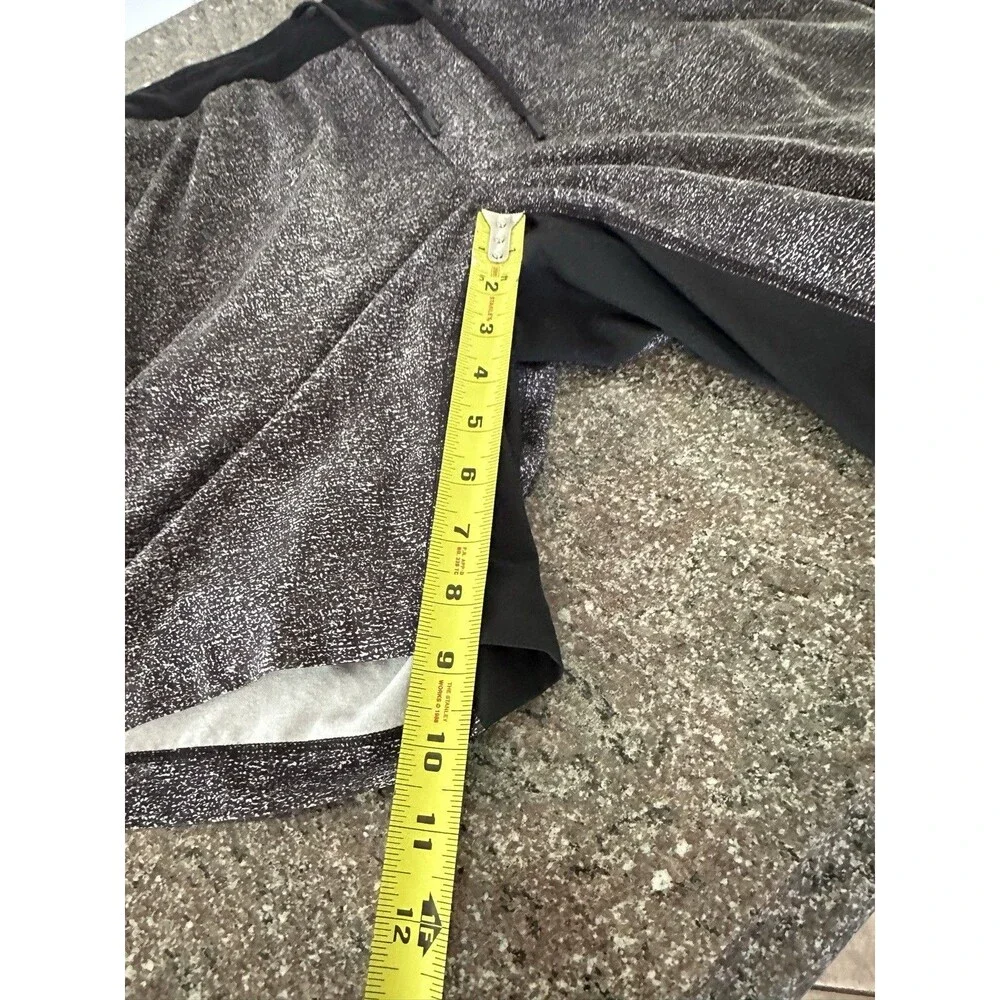 Lululemon T H.E Short Liner  7” Carbon mist alpine white graphite gray‎ XL